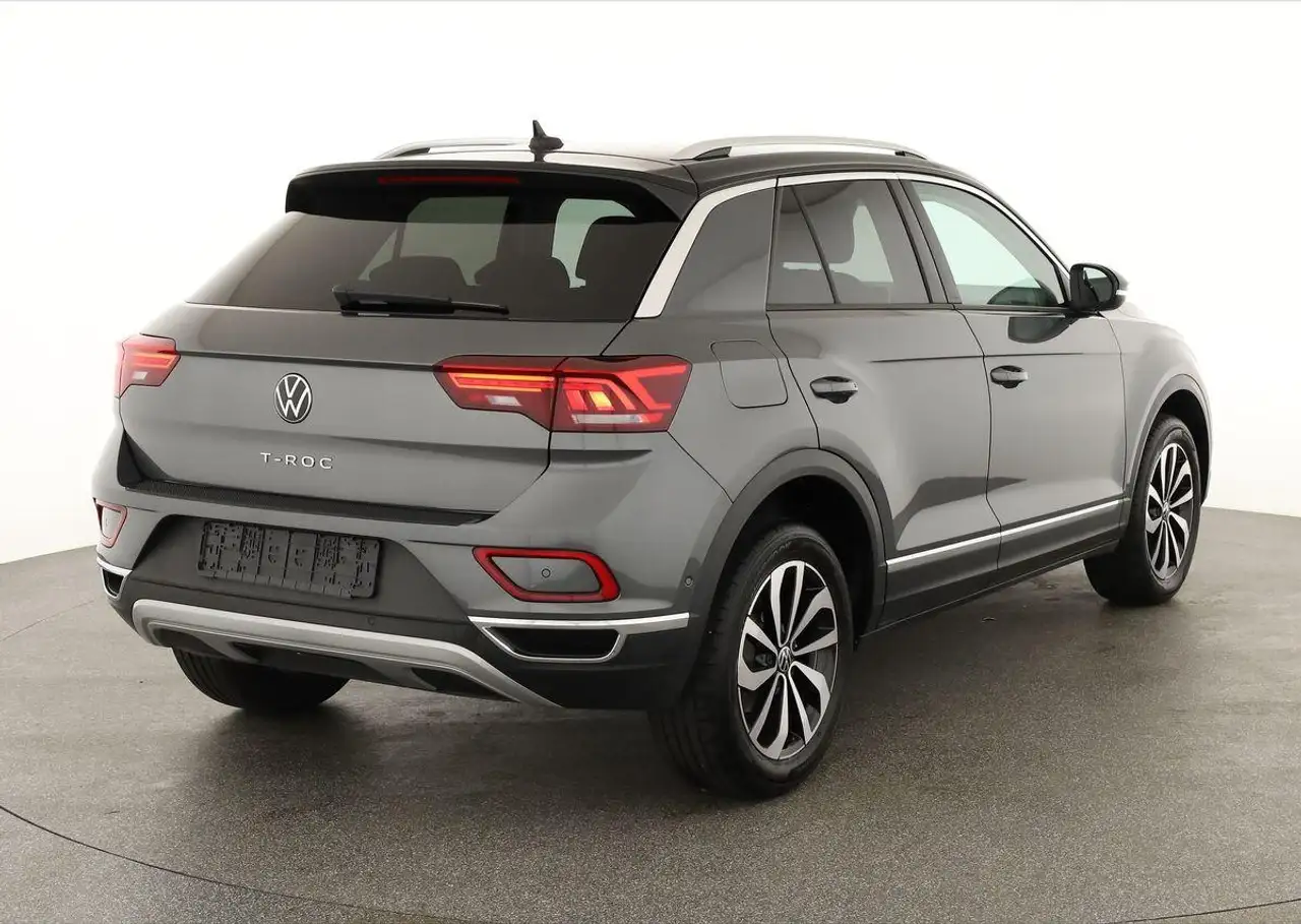 Volkswagen T-Roc 4