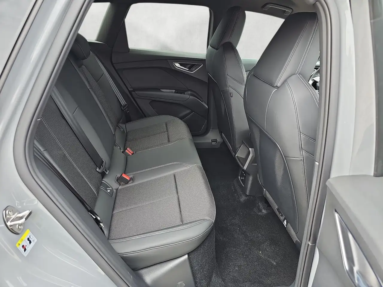 Audi Q4 14