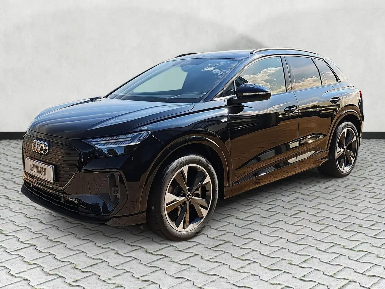Audi Q4 4