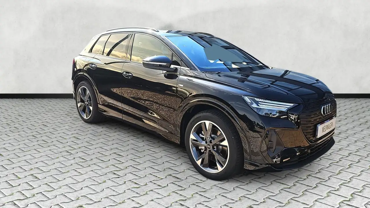 Audi Q4 16