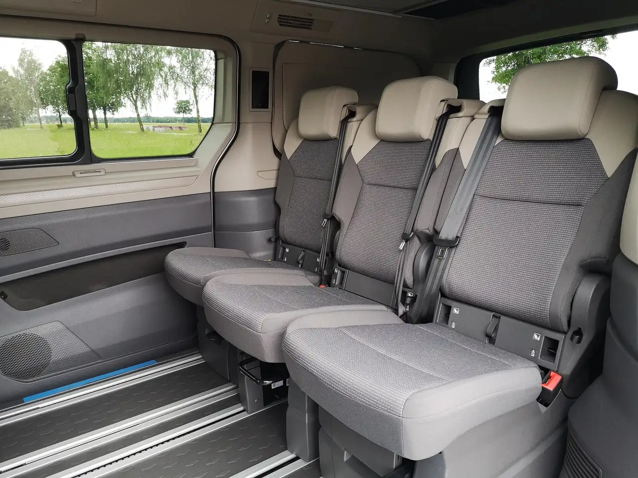 Volkswagen T7 California 8