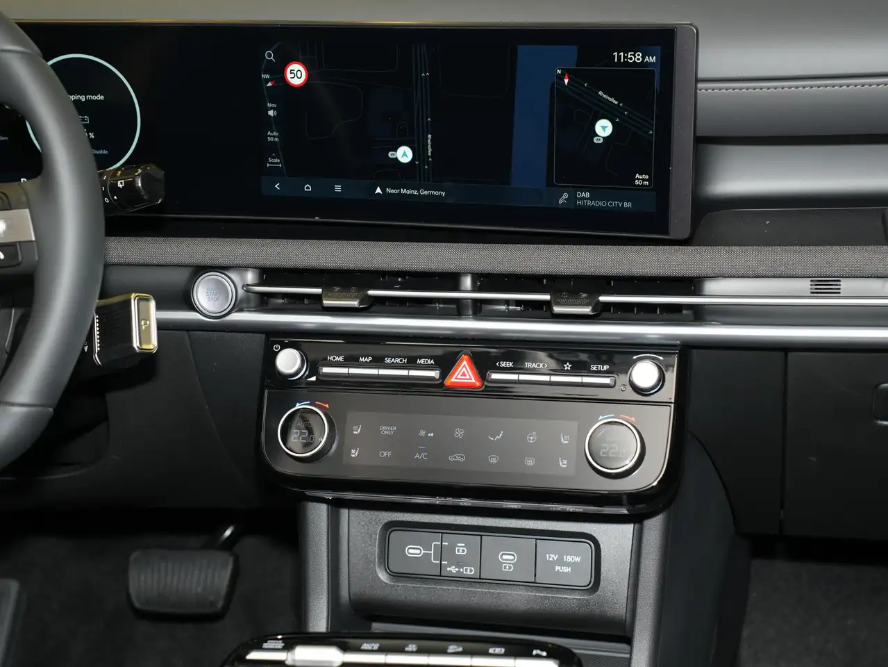 Hyundai TUCSON 4