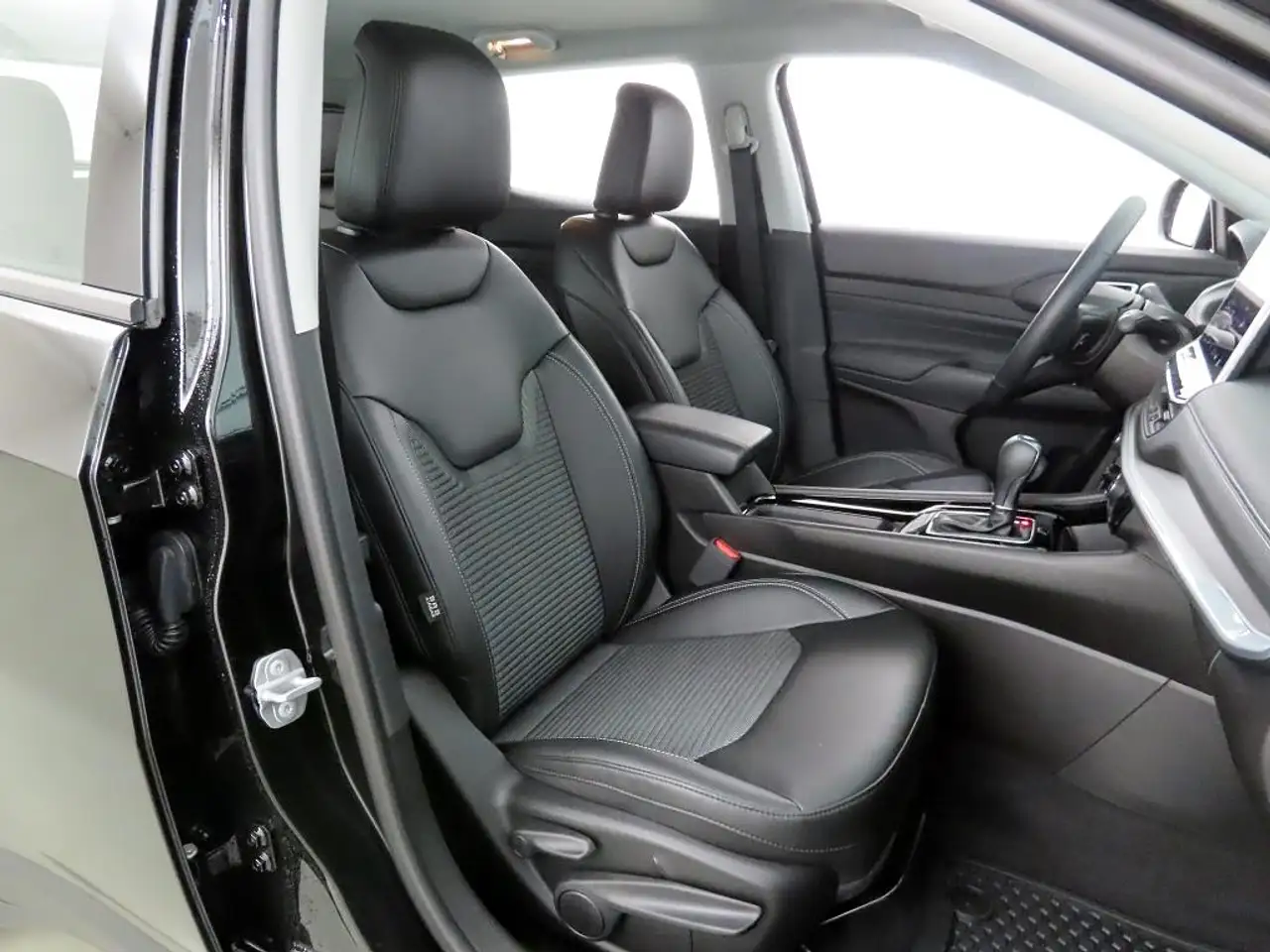Jeep Compass 10