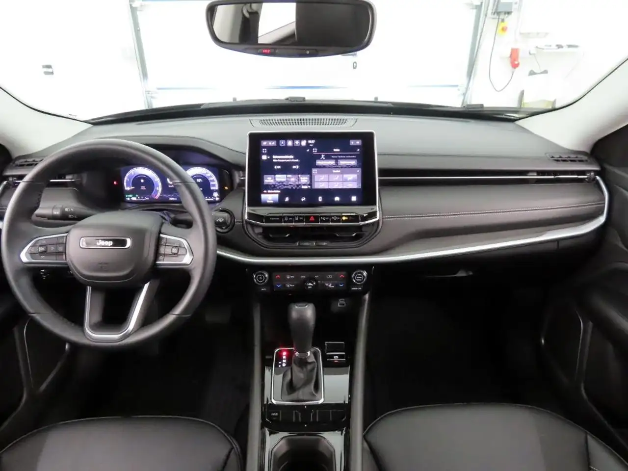 Jeep Compass 12