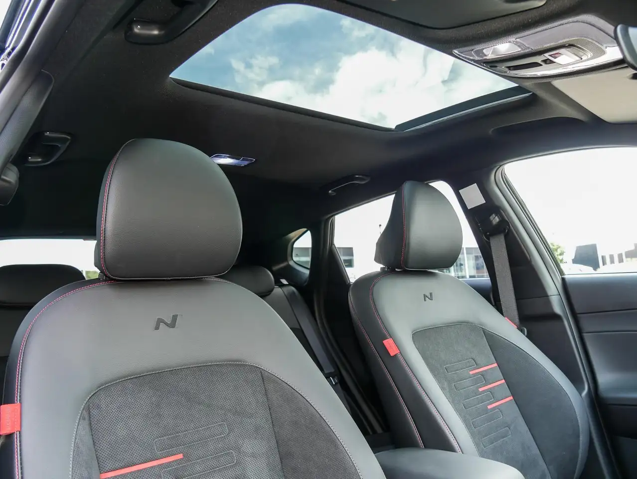 Hyundai KONA 3