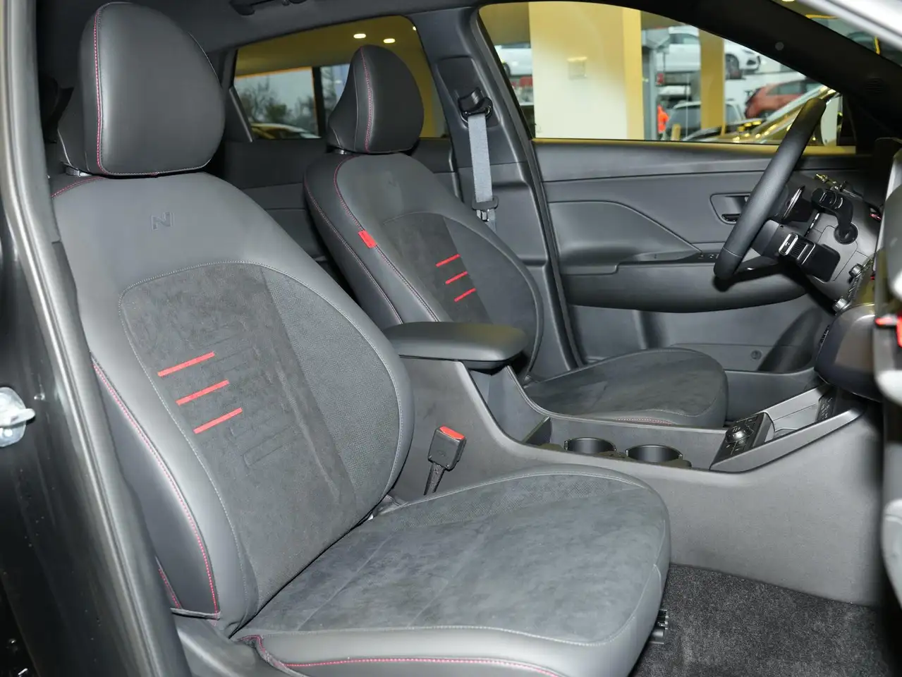 Hyundai KONA 4