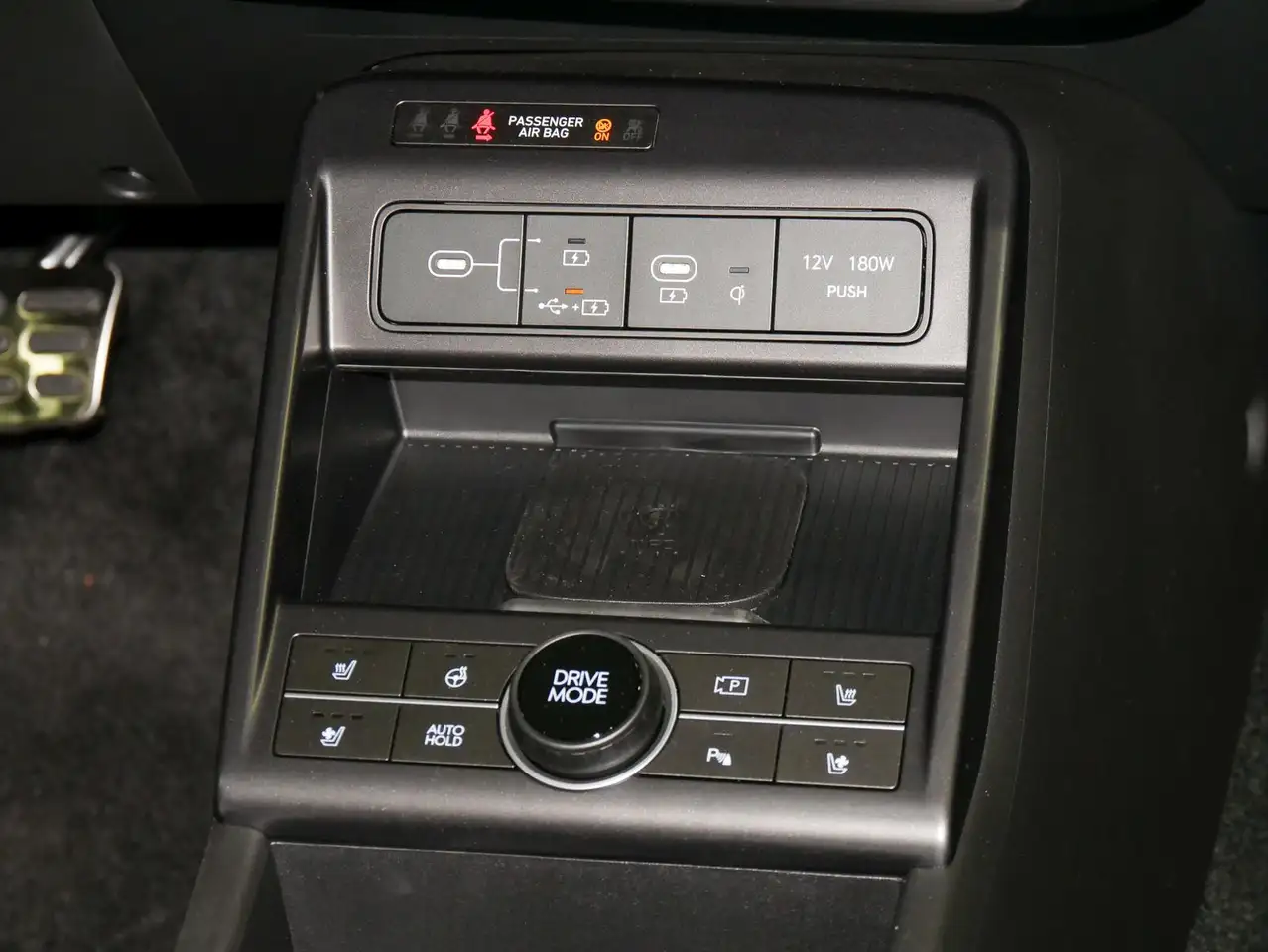 Hyundai KONA 4