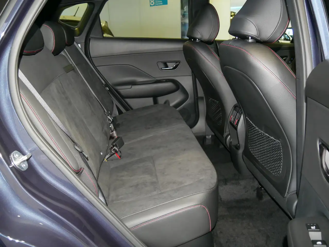 Hyundai KONA 12