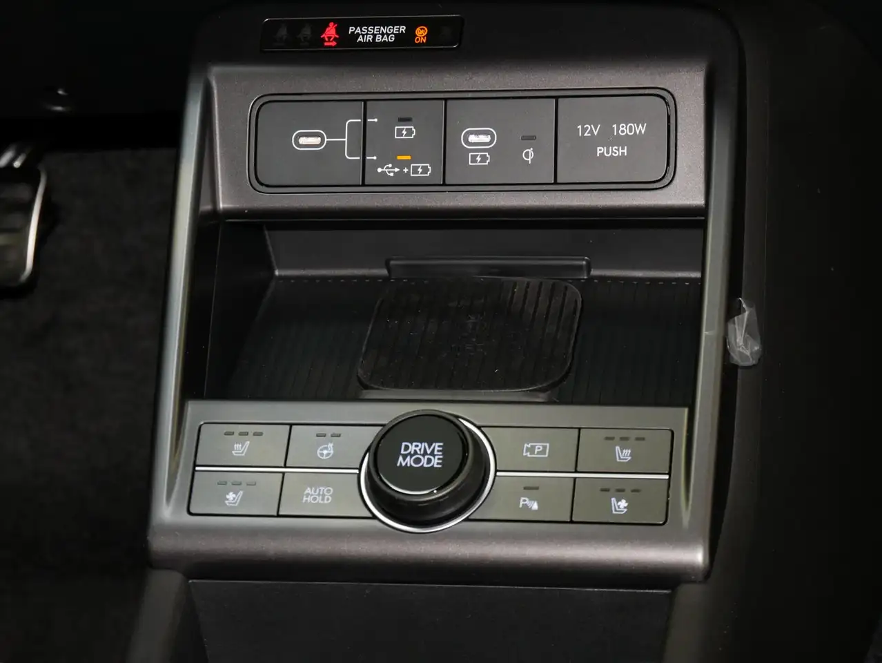 Hyundai KONA 4