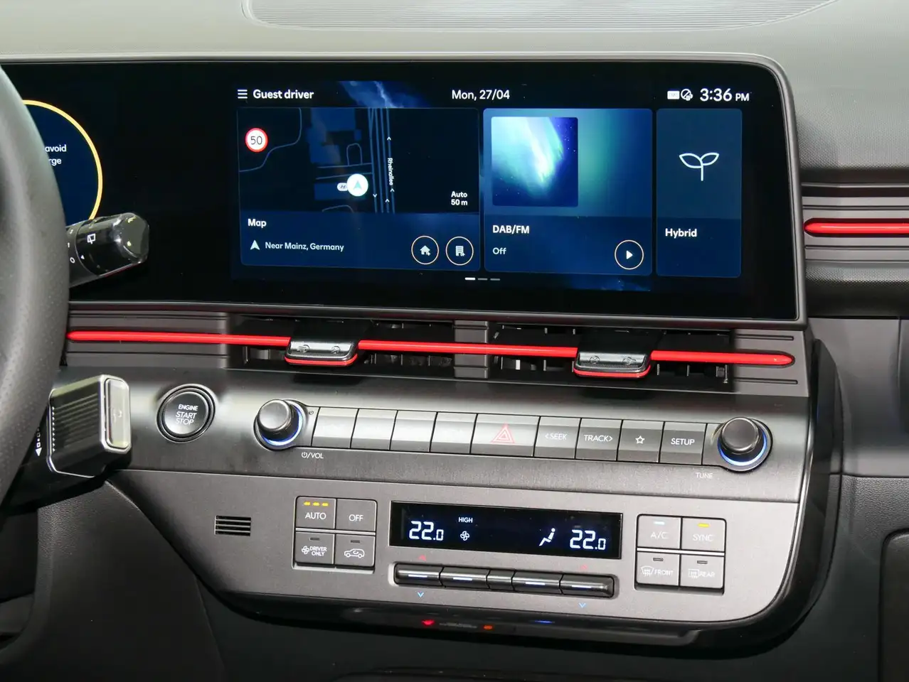 Hyundai KONA 7