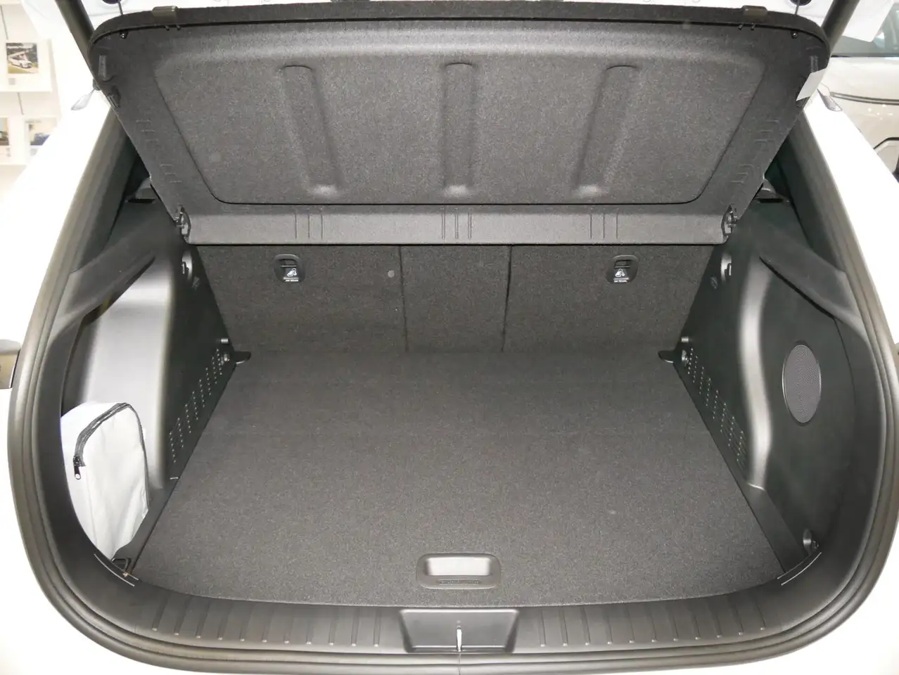 Hyundai KONA 9