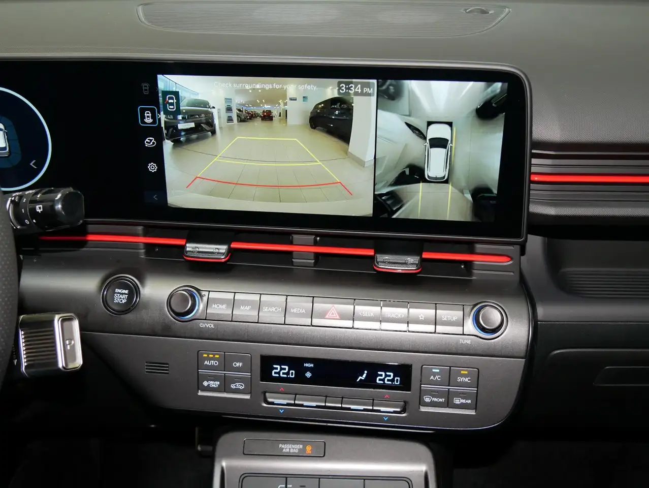Hyundai KONA 11