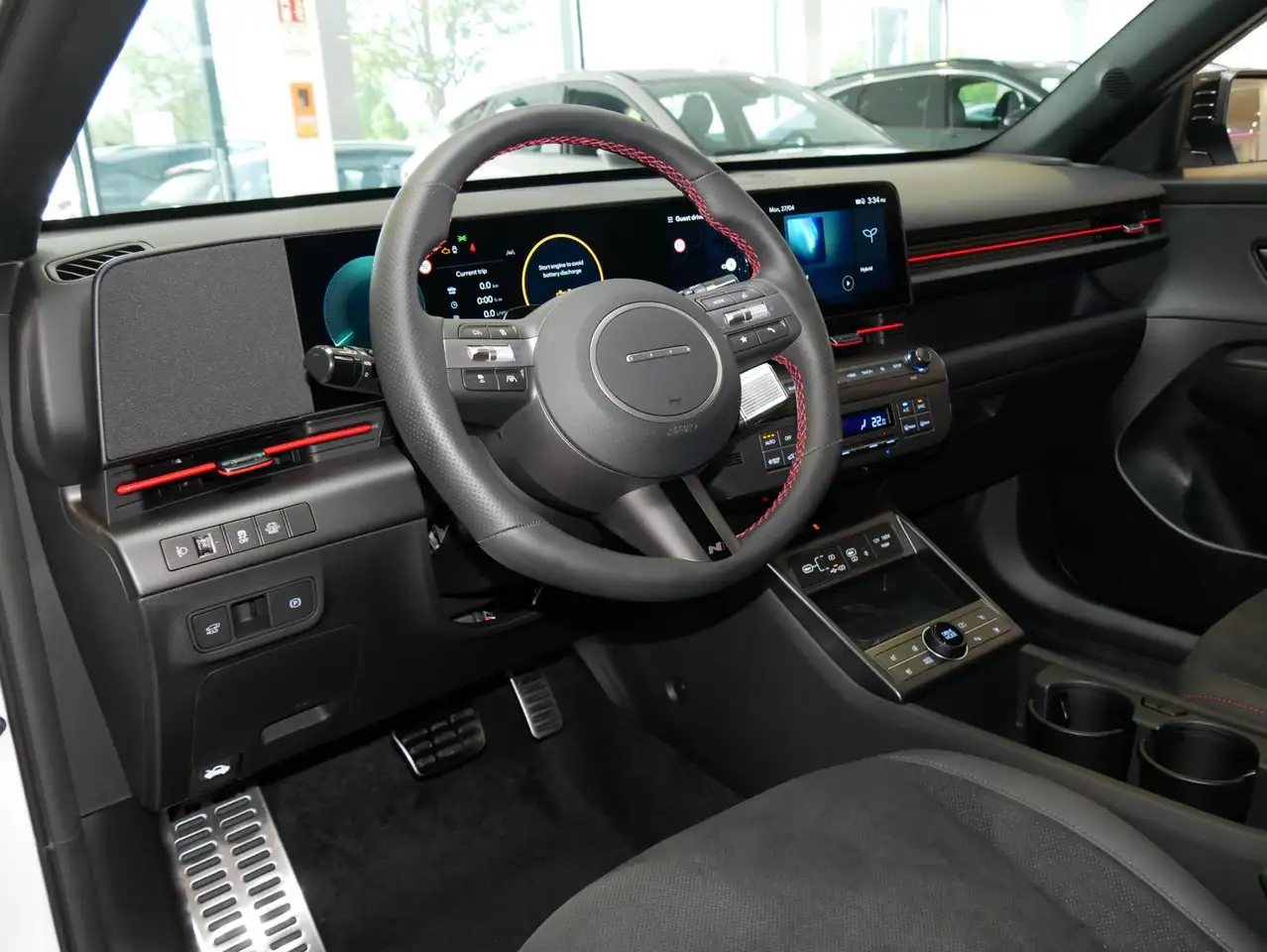Hyundai KONA 12