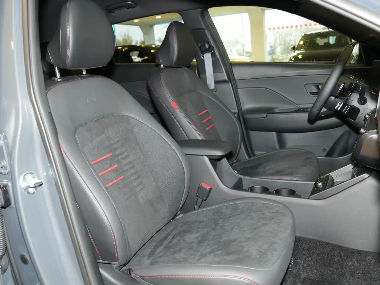 Hyundai KONA 4