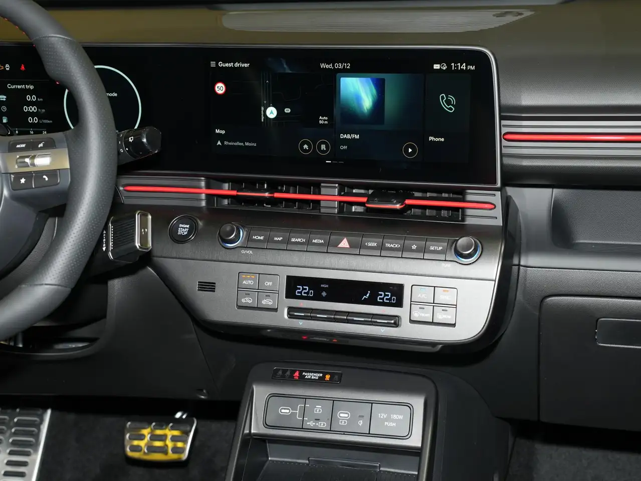 Hyundai KONA 7