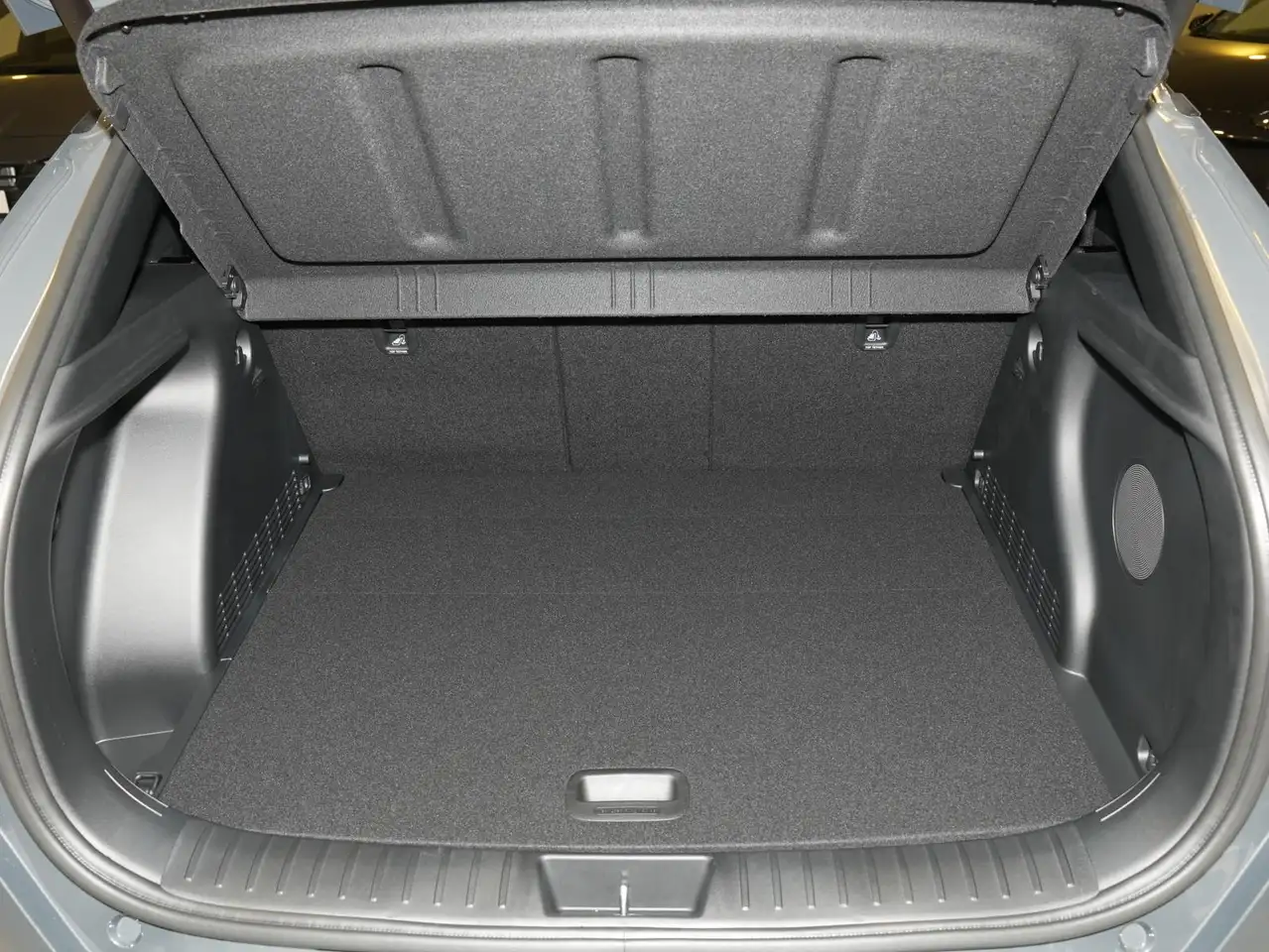 Hyundai KONA 12