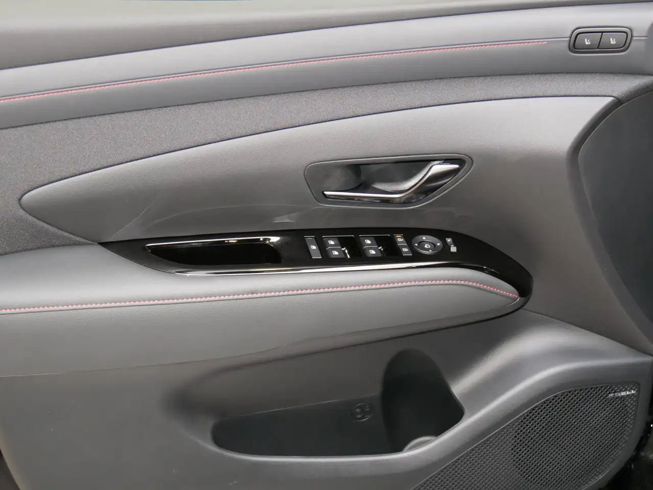Hyundai TUCSON 8