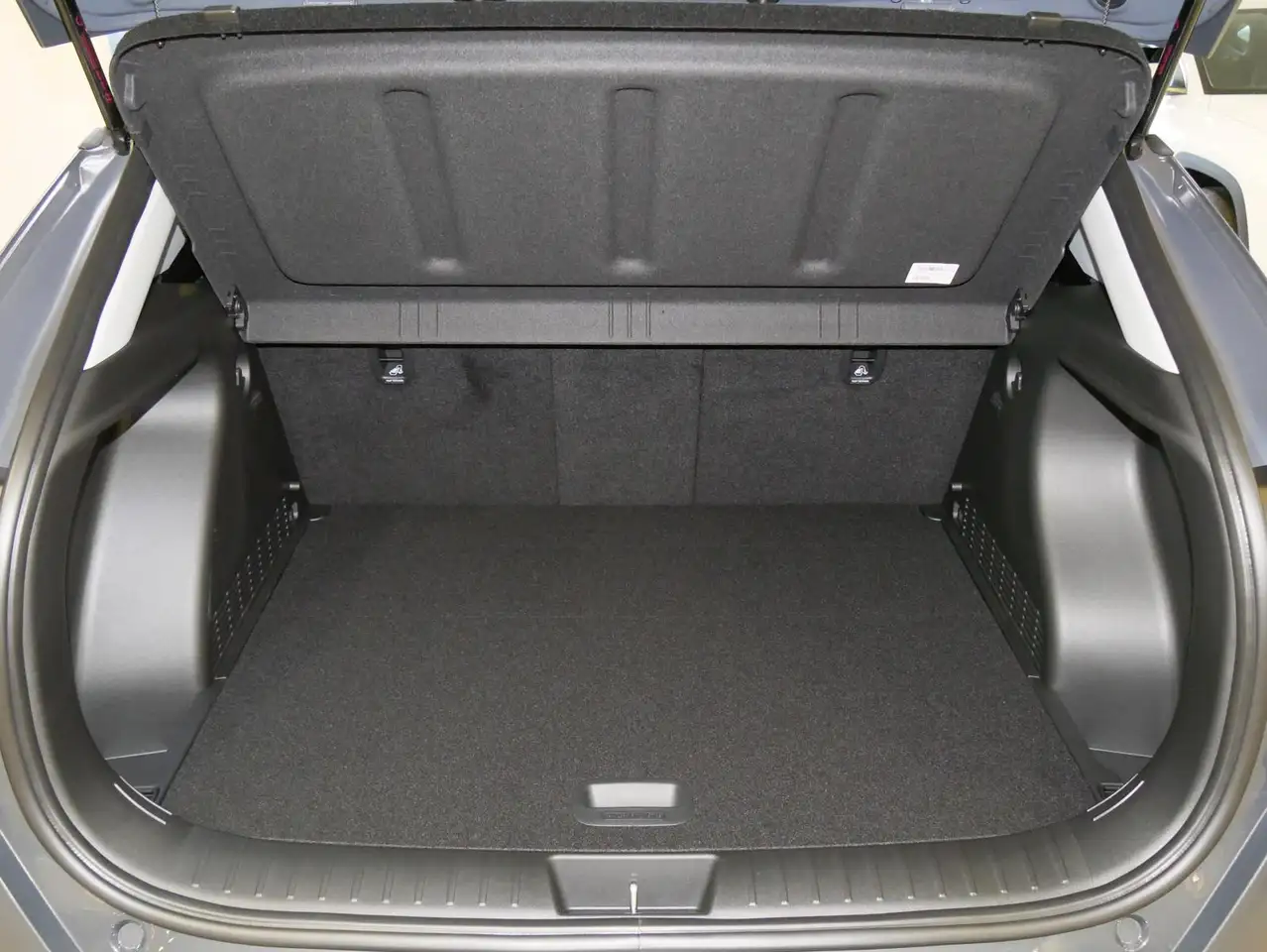 Hyundai KONA 12