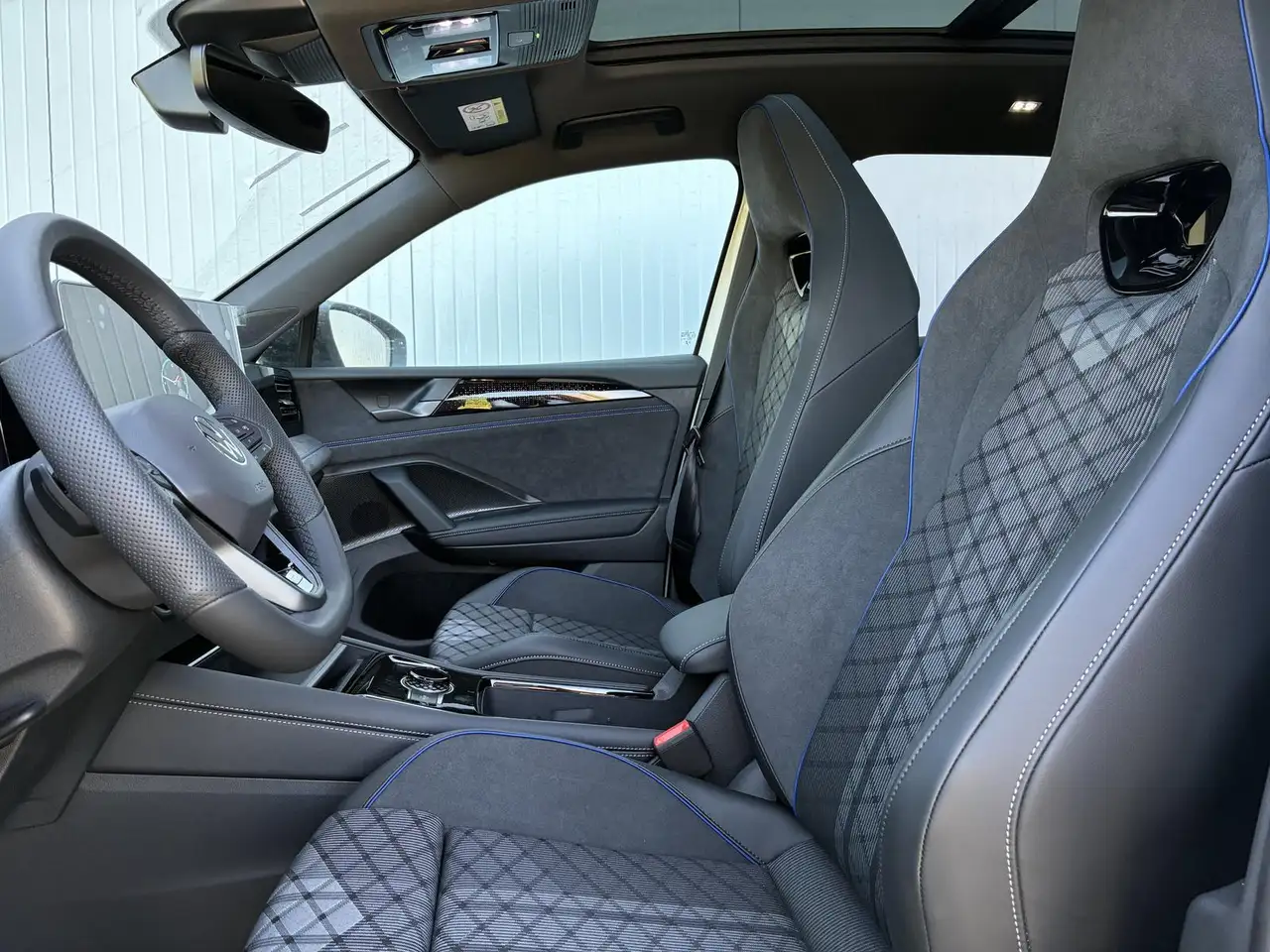 Volkswagen Tiguan 8