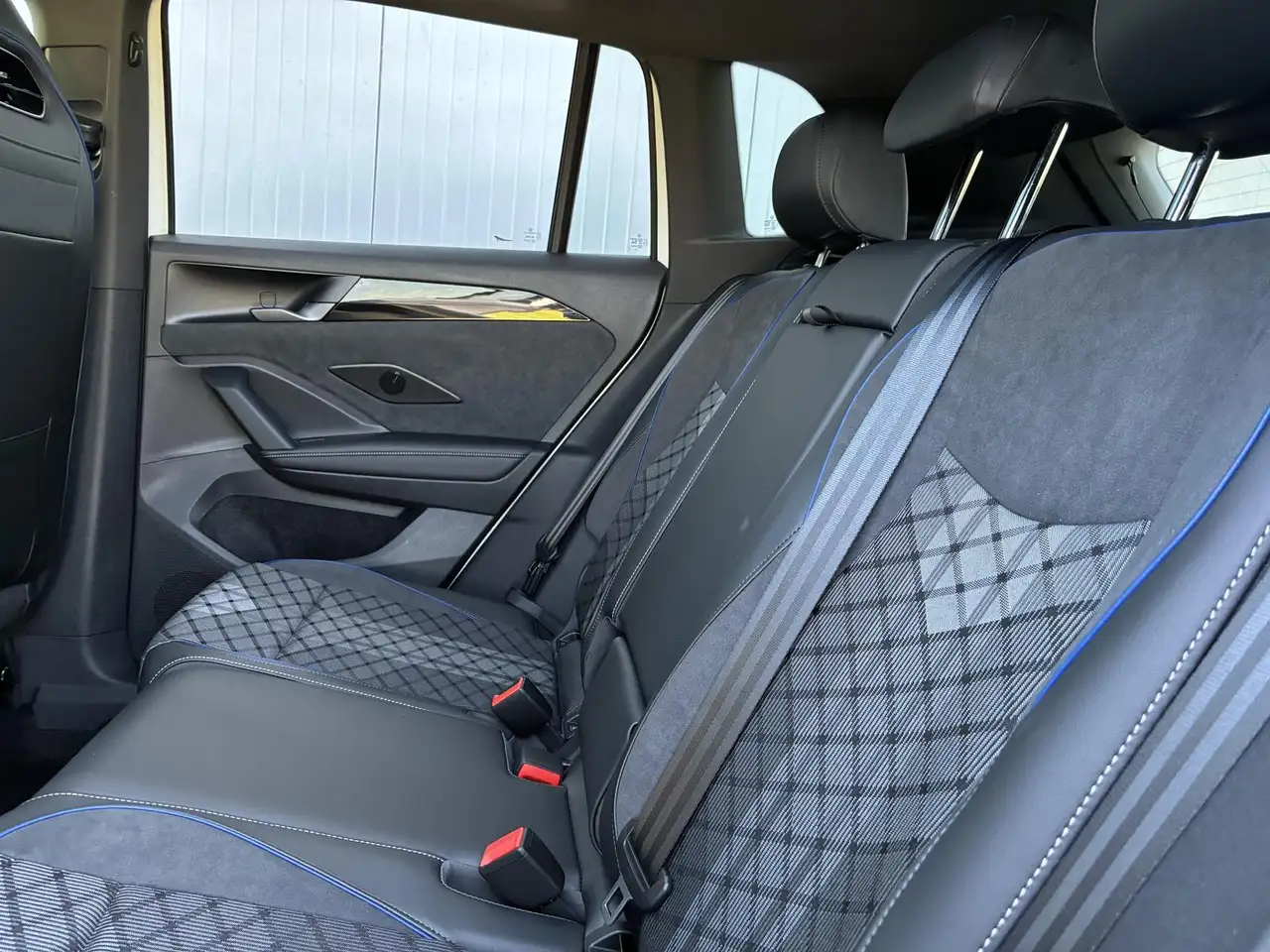 Volkswagen Tiguan 8