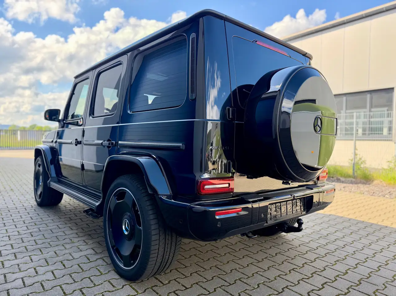 Mercedes-Benz G 63 4