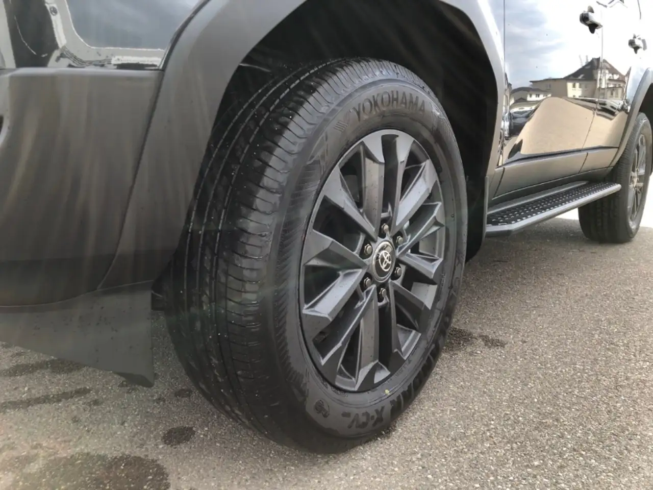 Toyota Land Cruiser 8