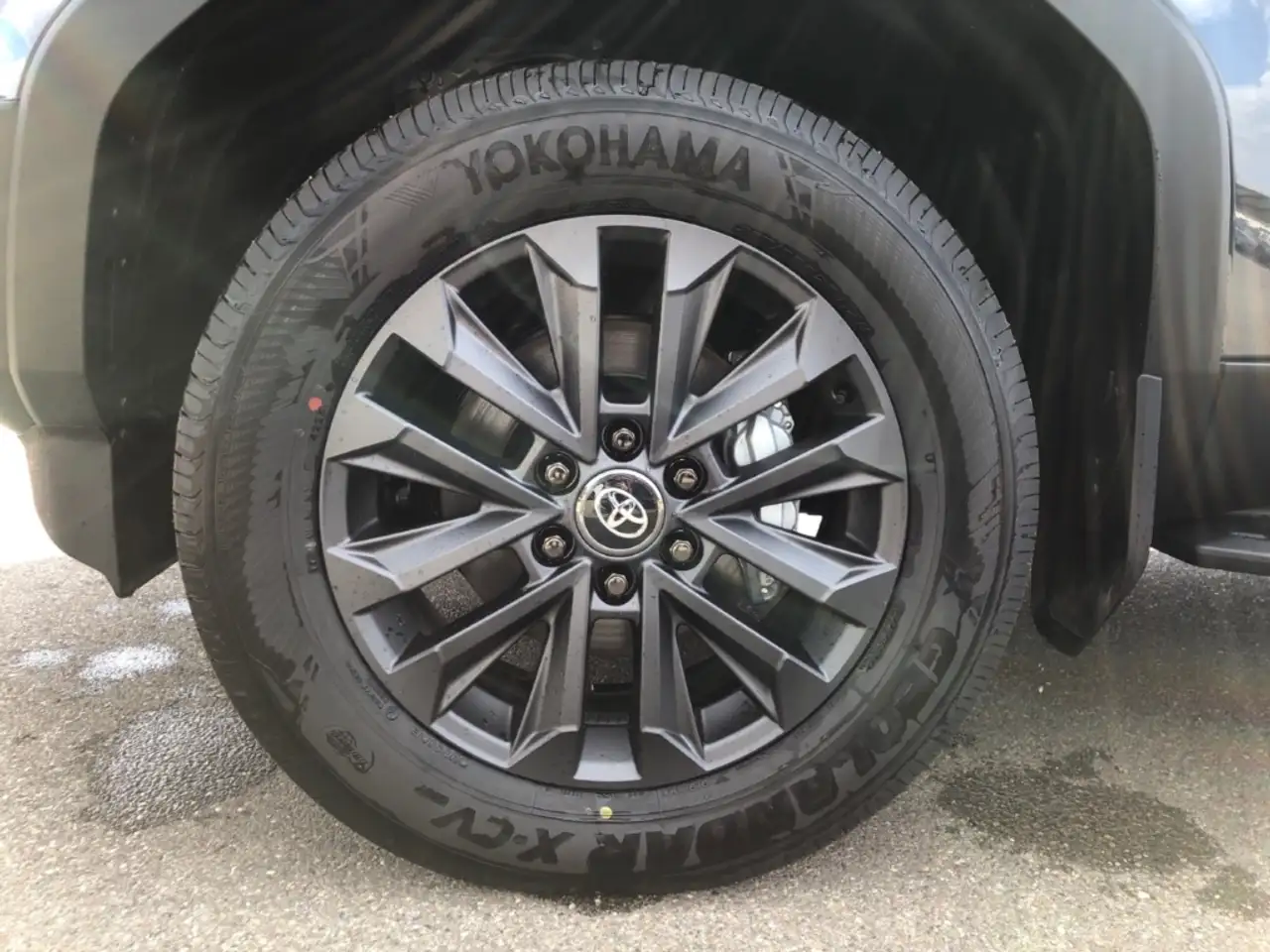 Toyota Land Cruiser 9