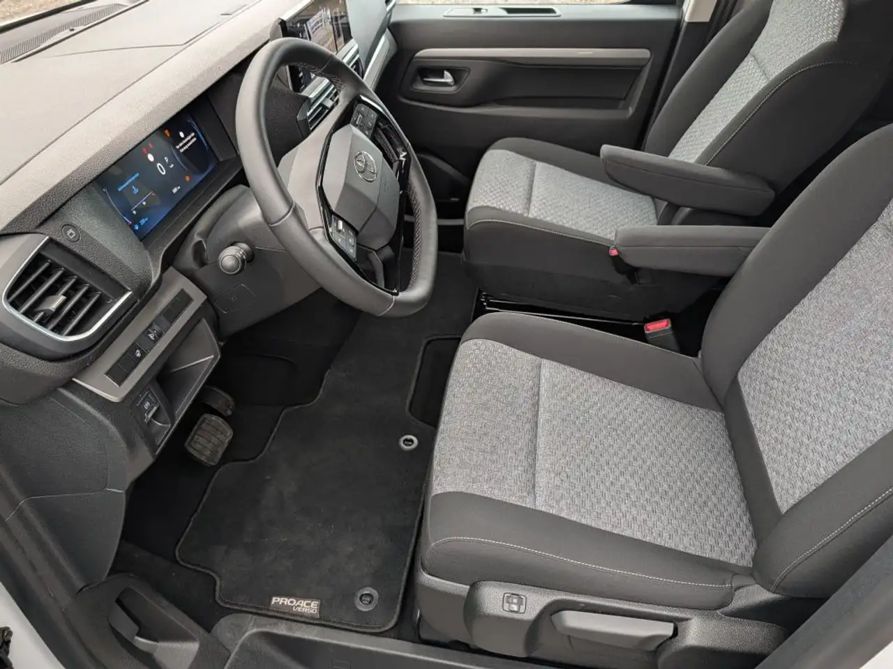 Toyota Proace 5