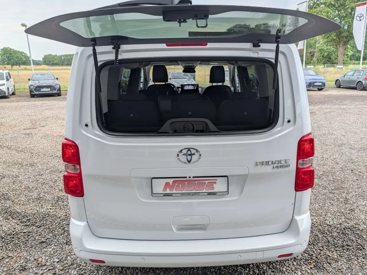 Toyota Proace 12