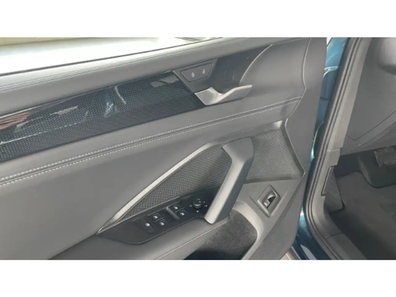 Volkswagen Tiguan 16
