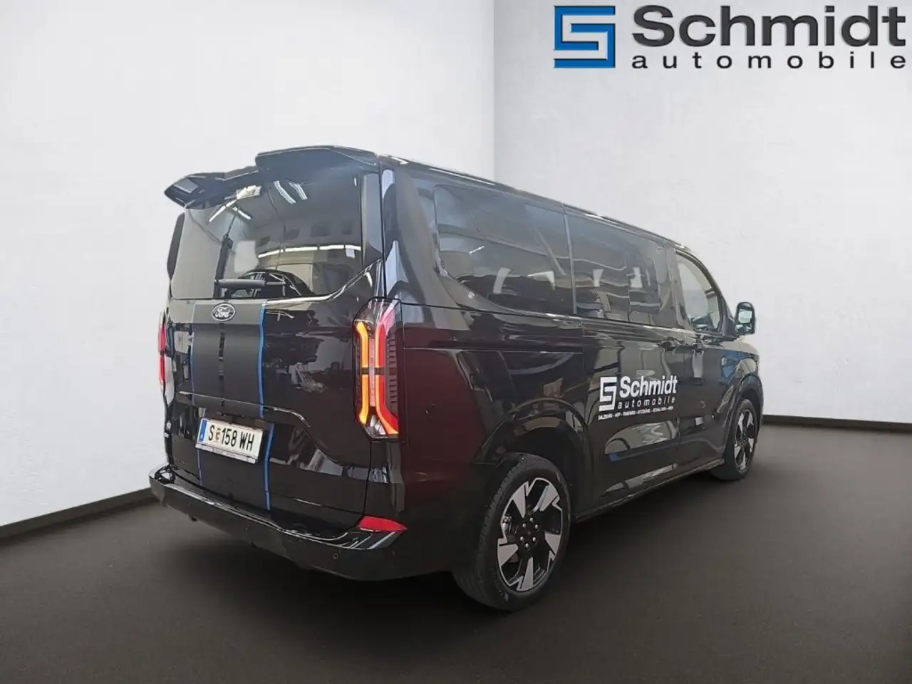 Ford Tourneo 4