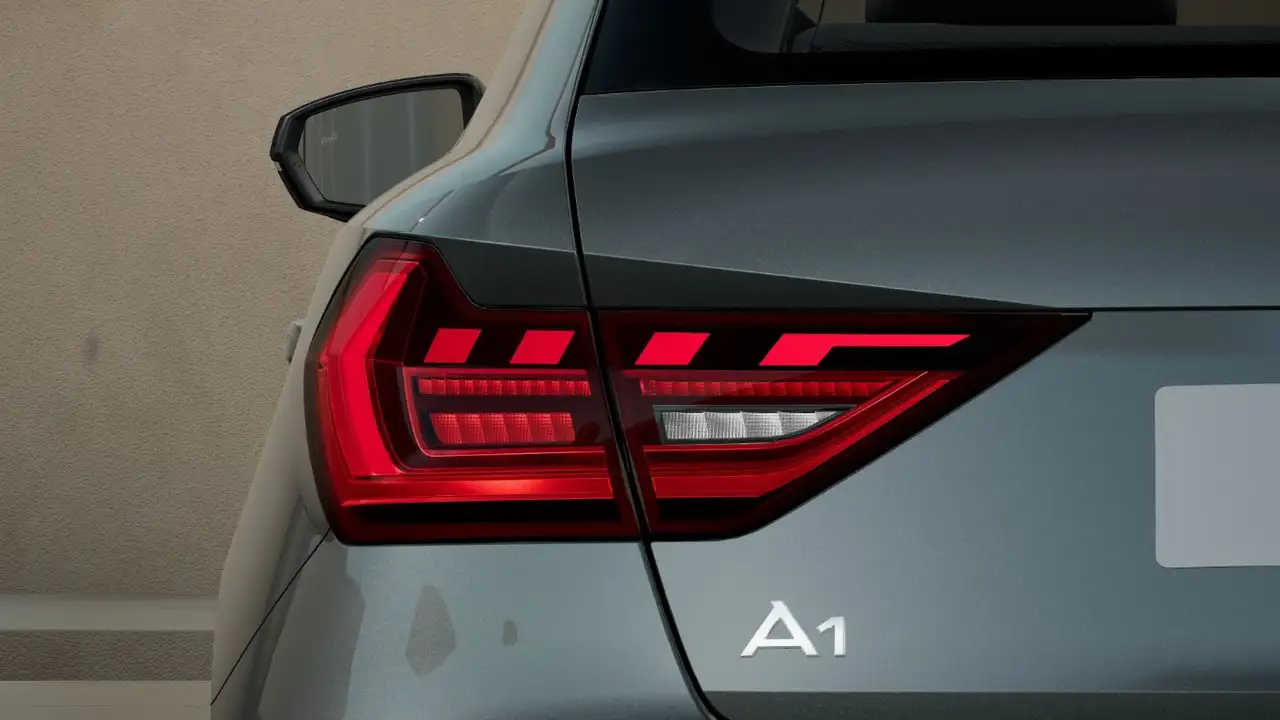 Audi A1 8