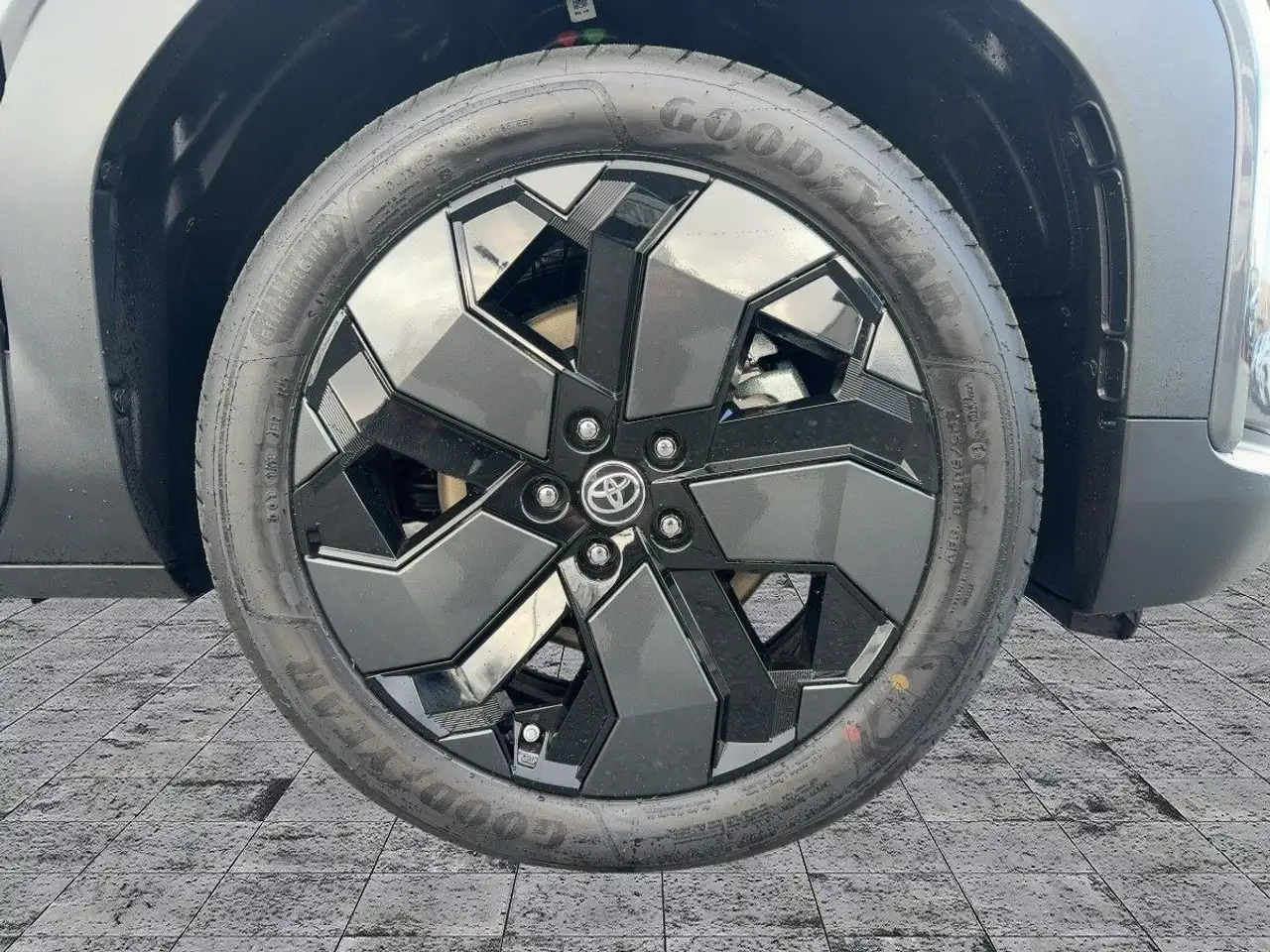 Toyota Urban 8