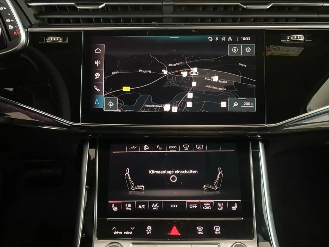 Audi Q7 10
