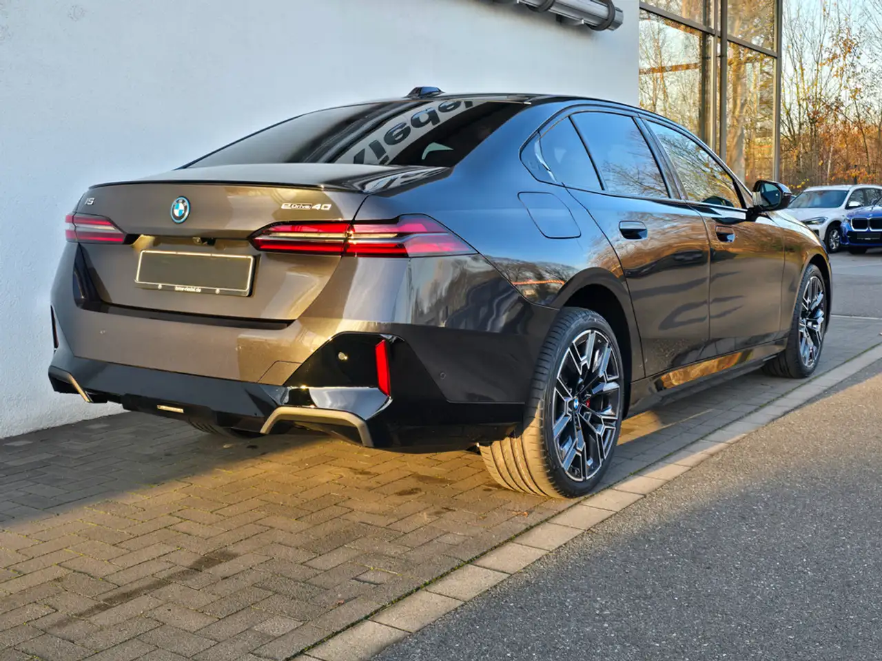 BMW i5 4