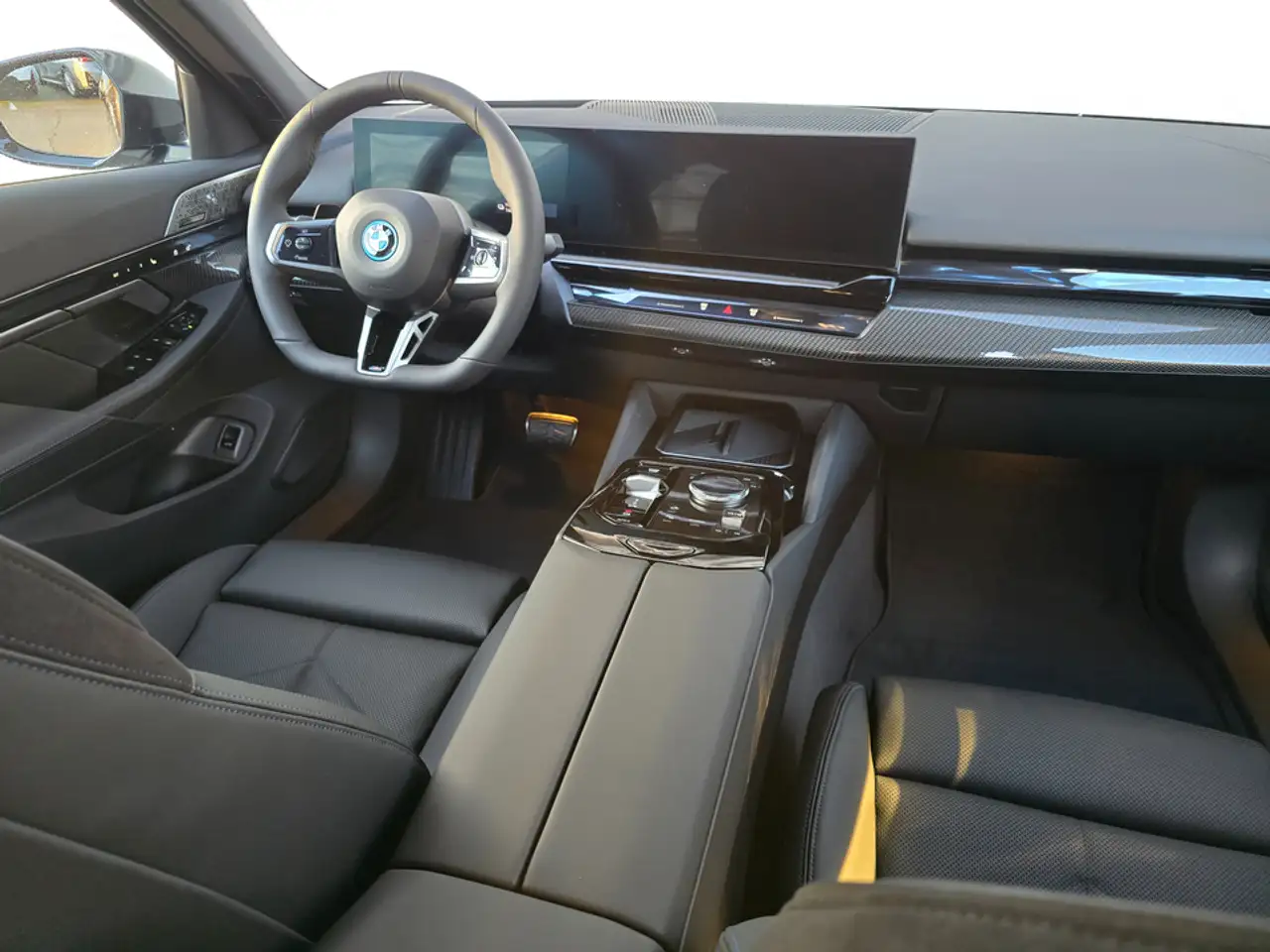 BMW i5 5
