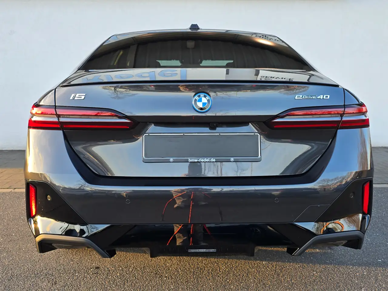 BMW i5 7