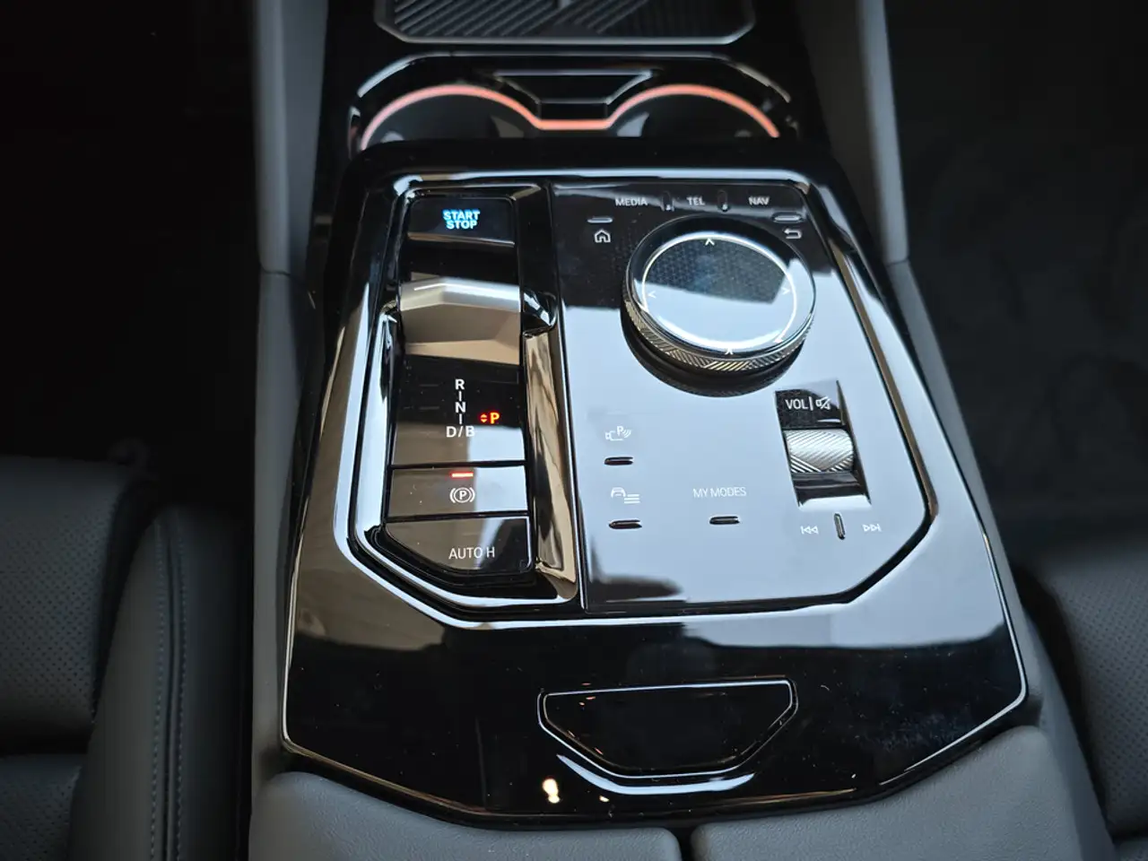 BMW i5 9