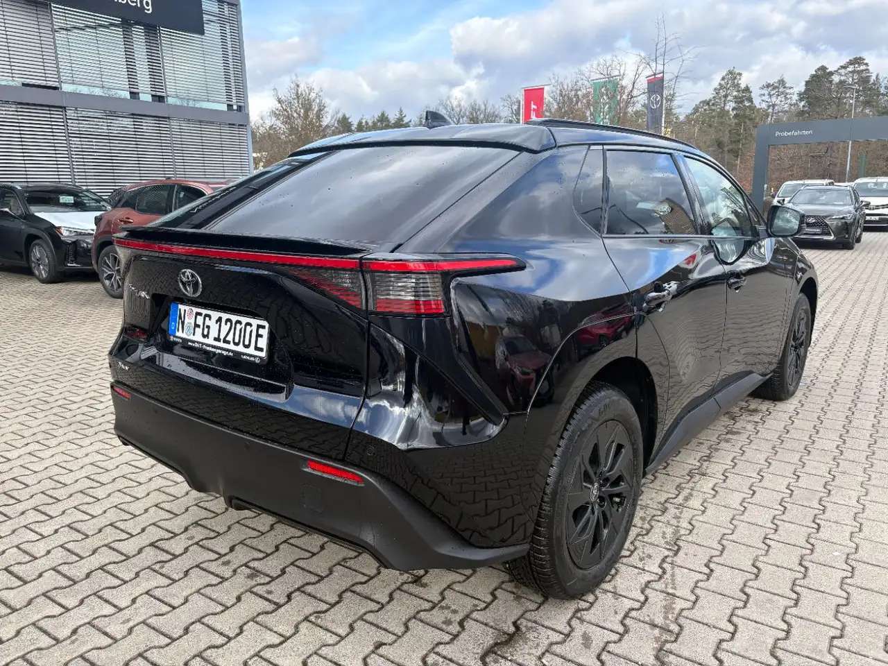 Toyota bZ4X 3