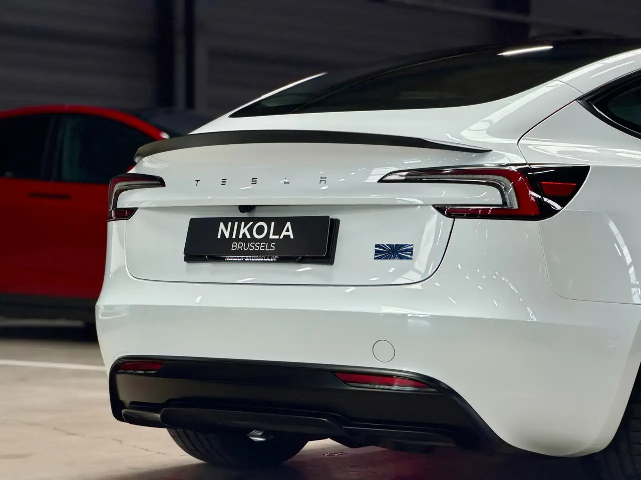 Tesla Model 3 6