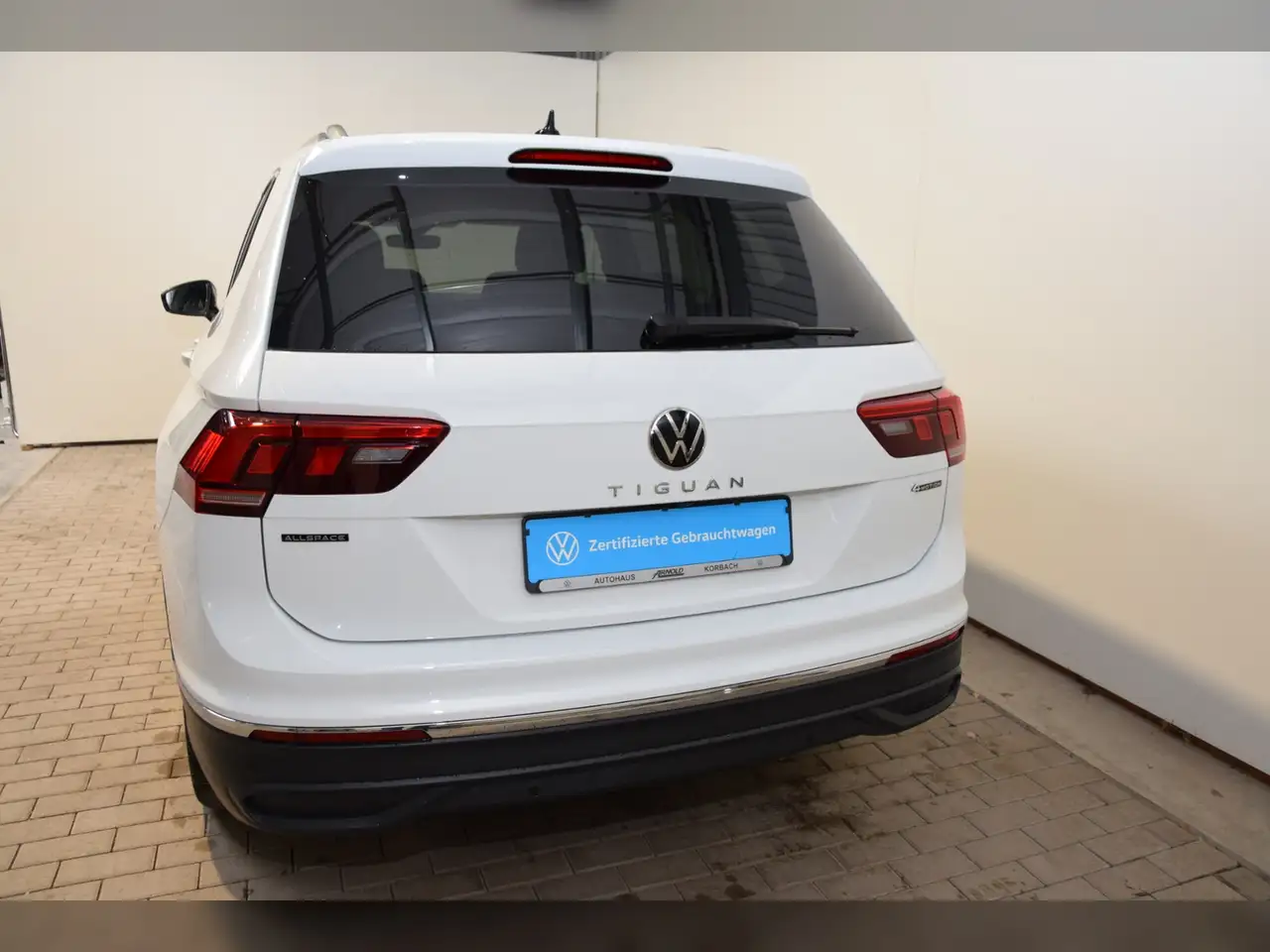 Volkswagen Tiguan 5
