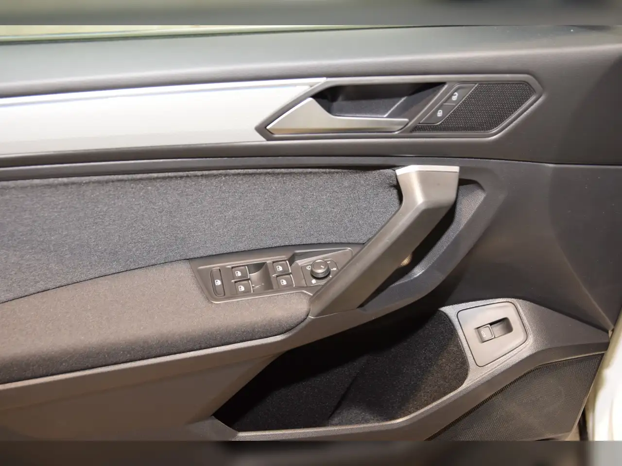 Volkswagen Tiguan 11