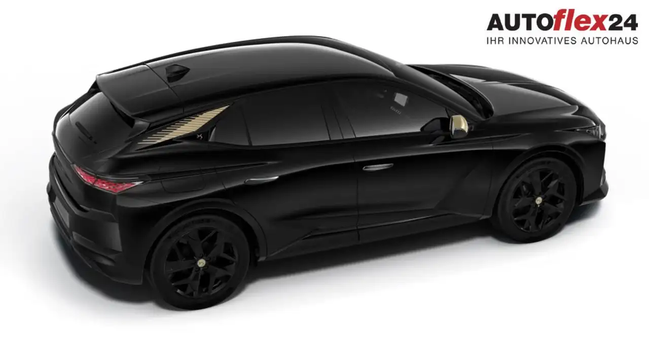 DS Automobiles N°4 4