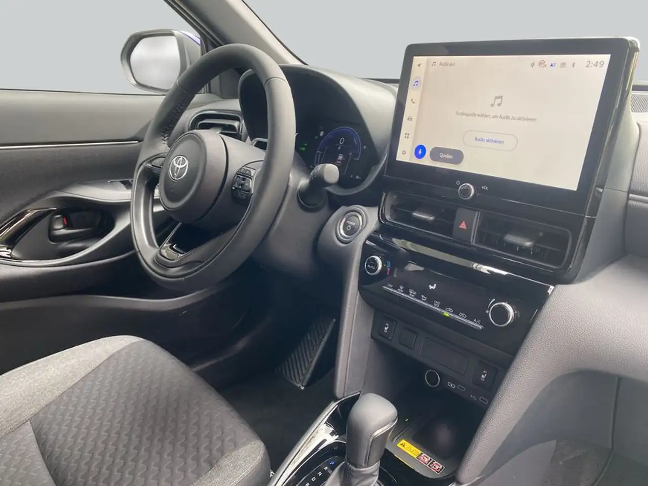 Toyota Yaris 16