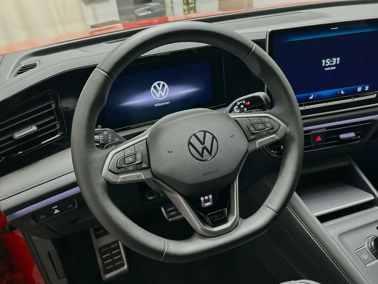 Volkswagen Tiguan 8