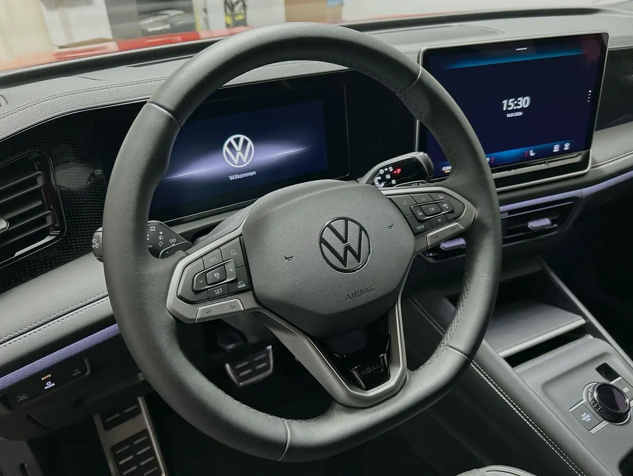 Volkswagen Tiguan 9