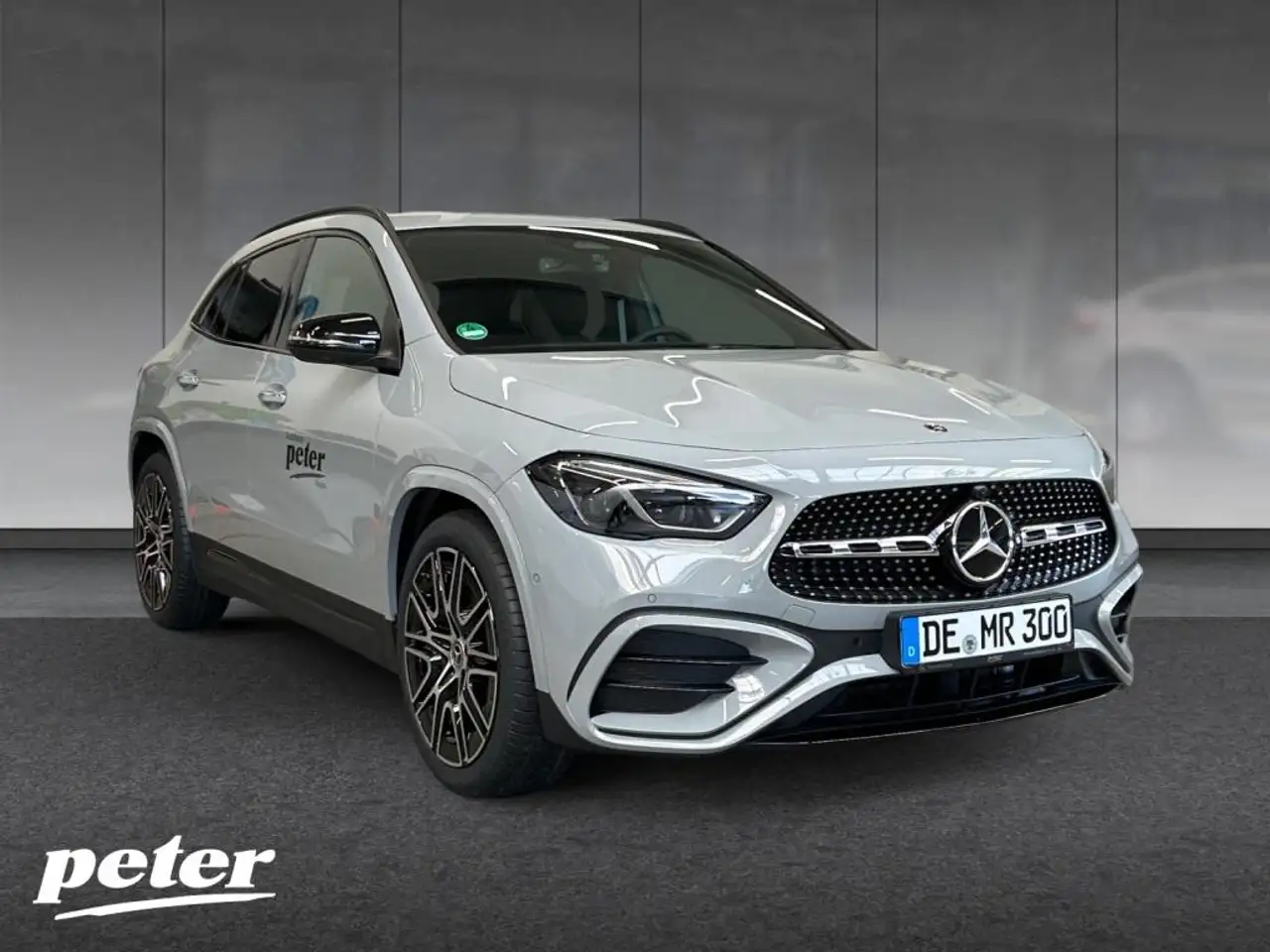 Mercedes-Benz GLA 200 3
