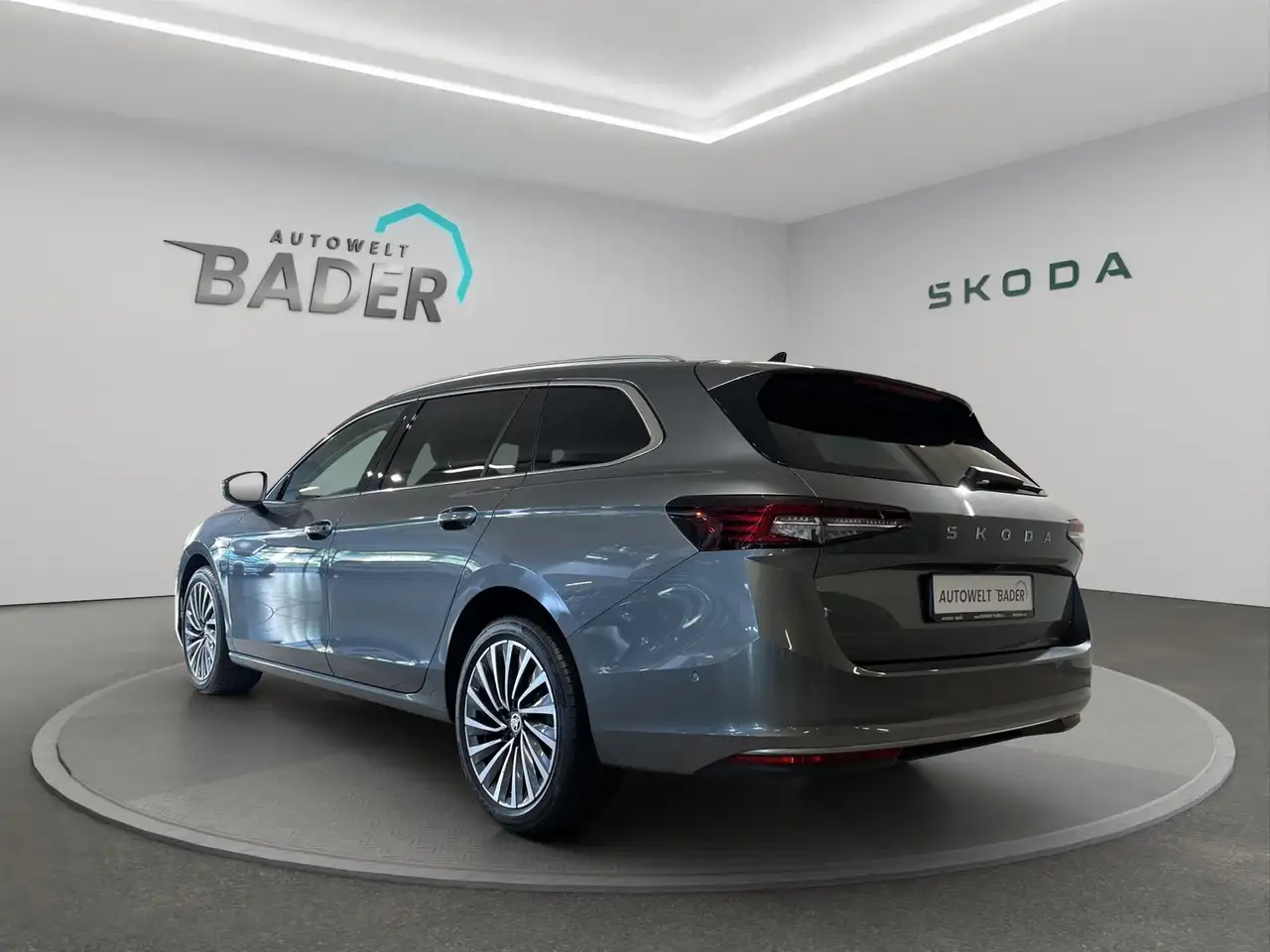 Skoda Superb 4