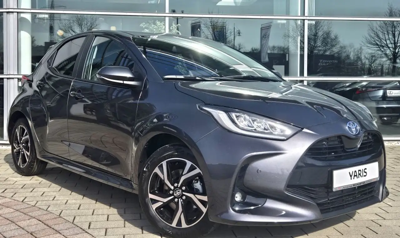 Toyota Yaris 2