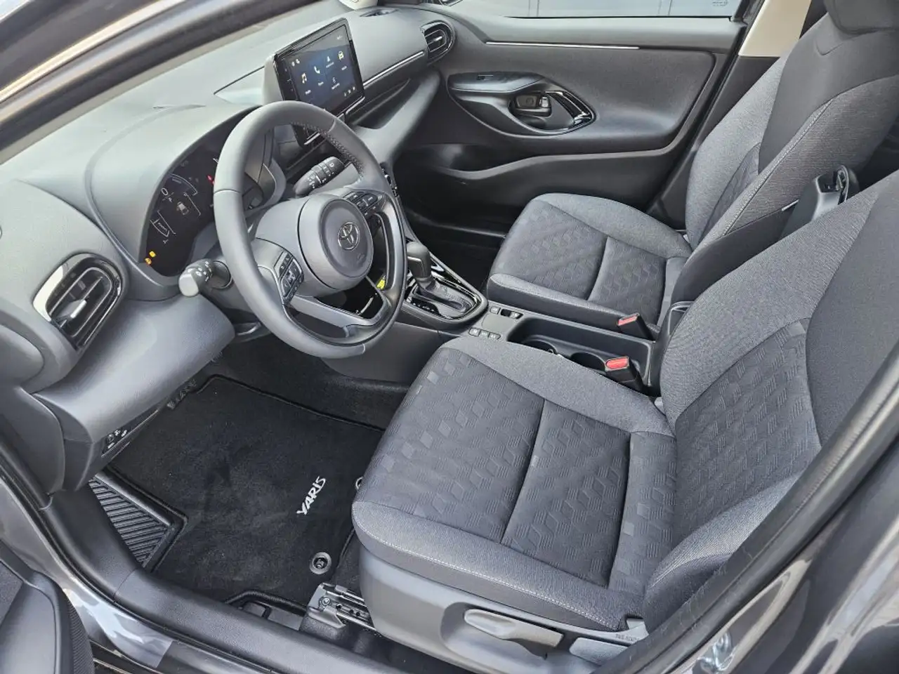Toyota Yaris 5